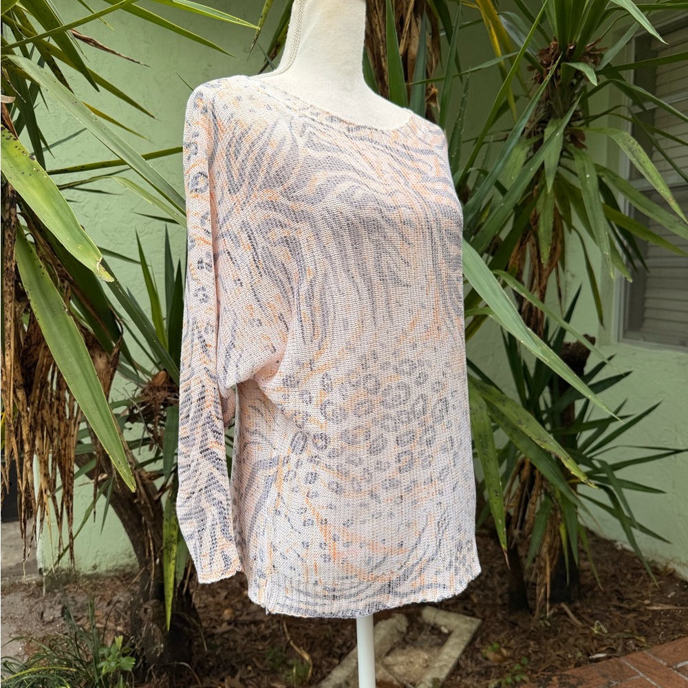 Sioni Light Tiger Sweater